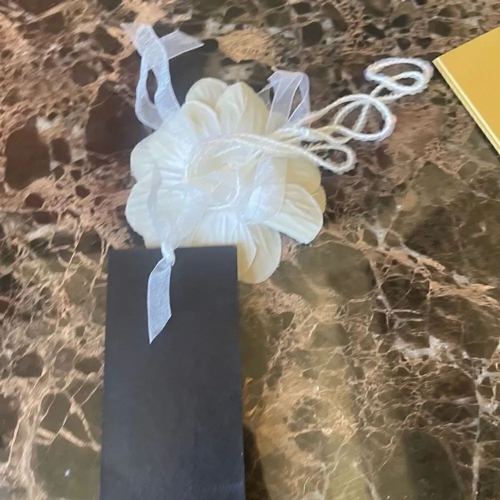 DIAMOND Painted Bookmark with Flower Appliqué. - Picture 4 of 16